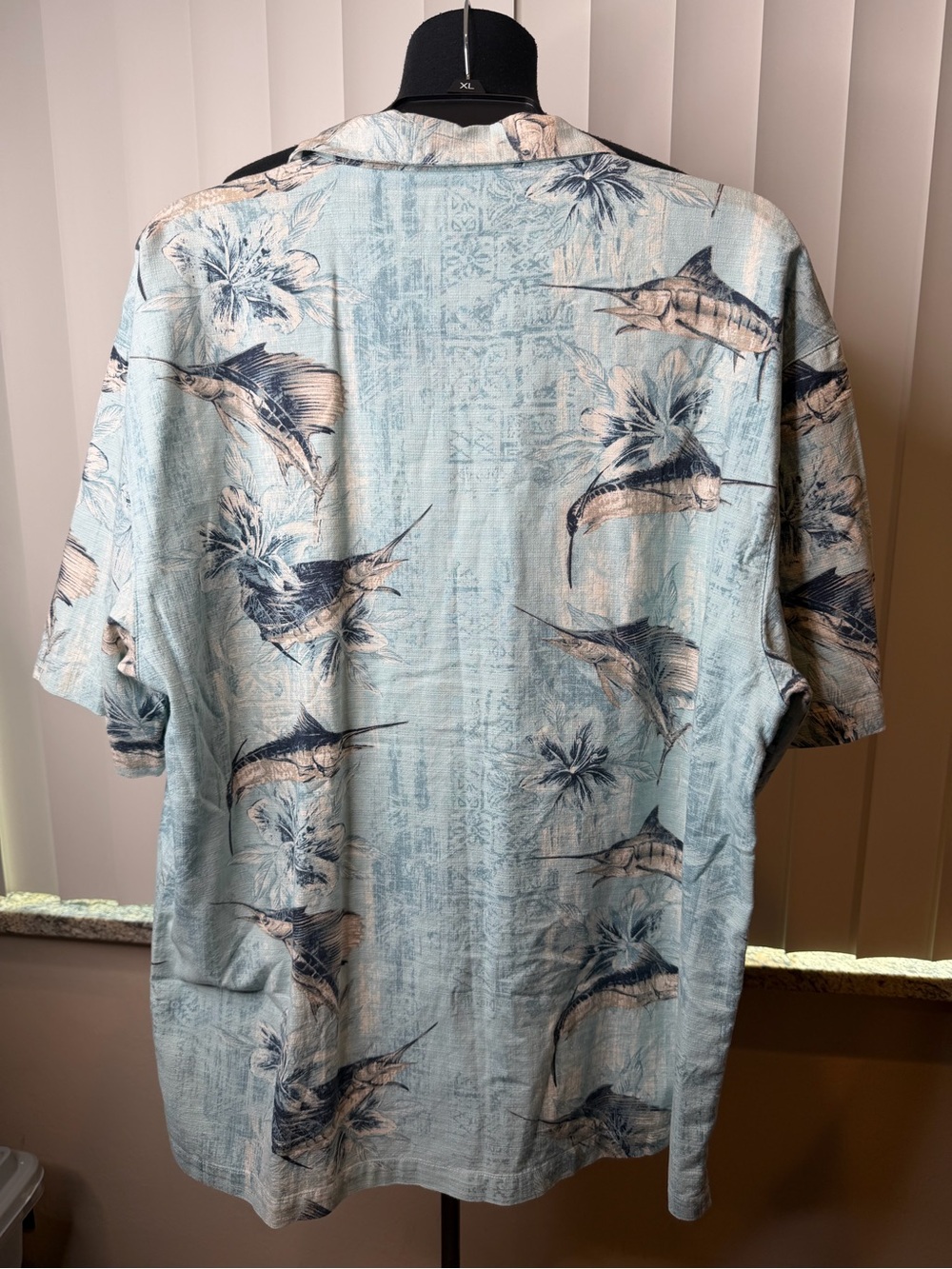 Reel Legends Light Blue Marlin Tropical Print Short-Sleeve Button-Up Size Large - Picture 4 of 6
